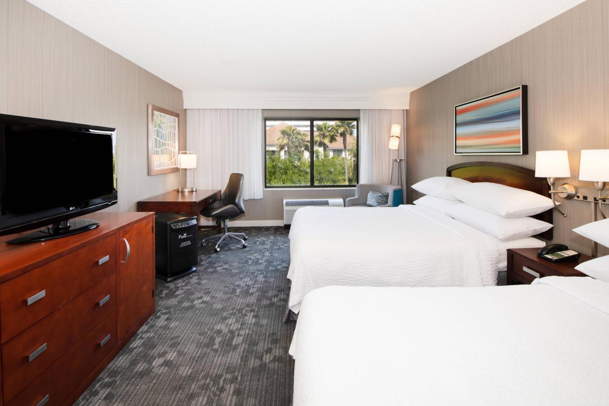 Hotel Courtyard By Marriott Oakland Airport Exterior foto